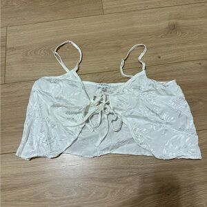 Le Lis White Floral Crop Top